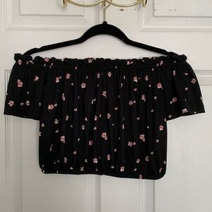 Lovely Bubbly Cropped Black & Pink Shirt Size S #